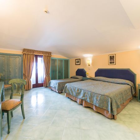 Hotel Jaccarino SantʼAgata sui Due Golfi Esterno foto