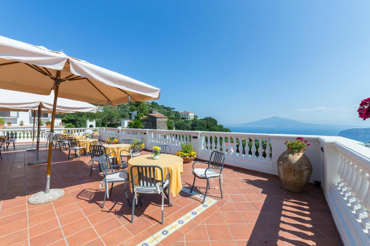 Hotel Jaccarino SantʼAgata sui Due Golfi Esterno foto