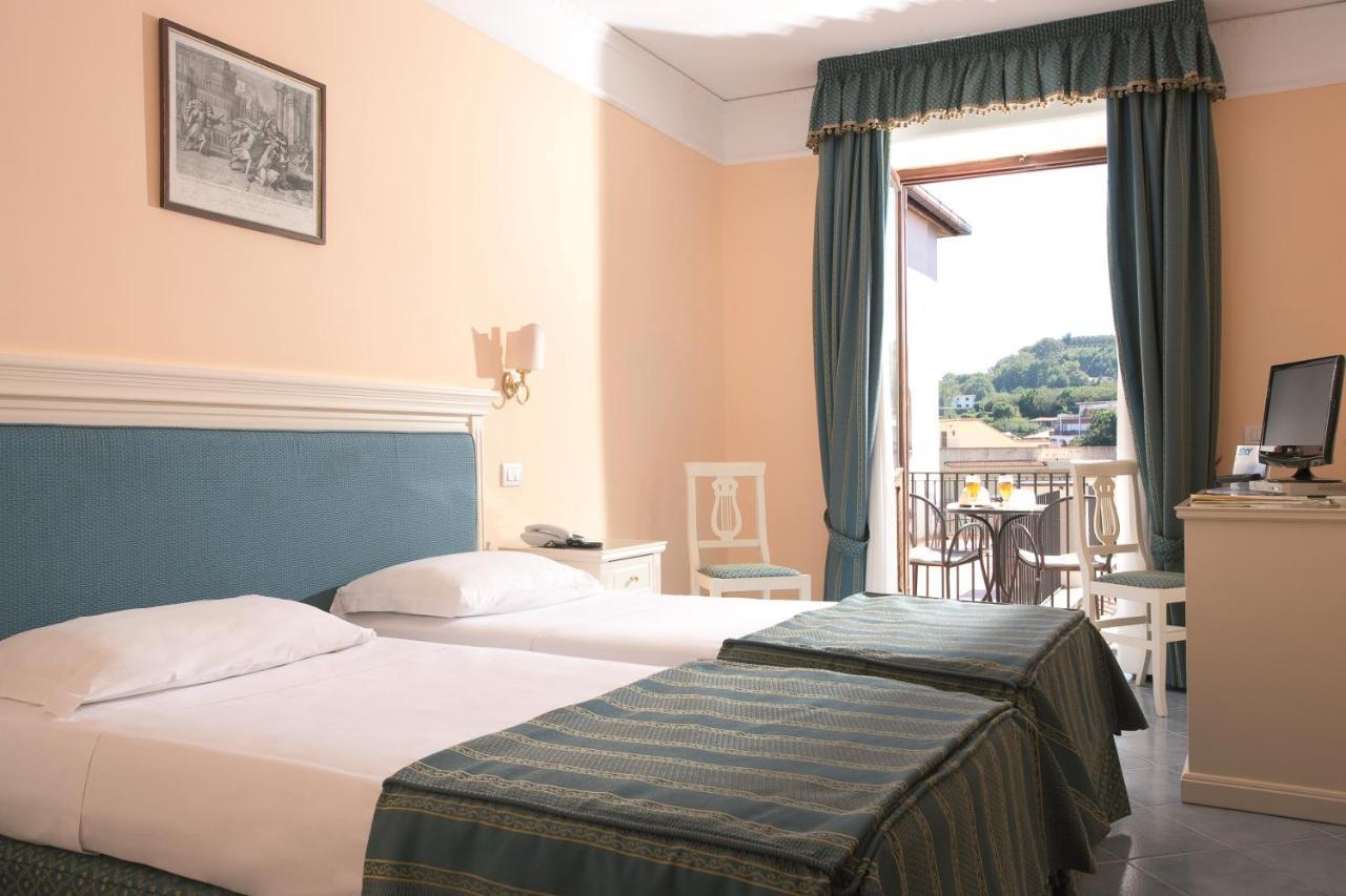 Hotel Jaccarino SantʼAgata sui Due Golfi Esterno foto