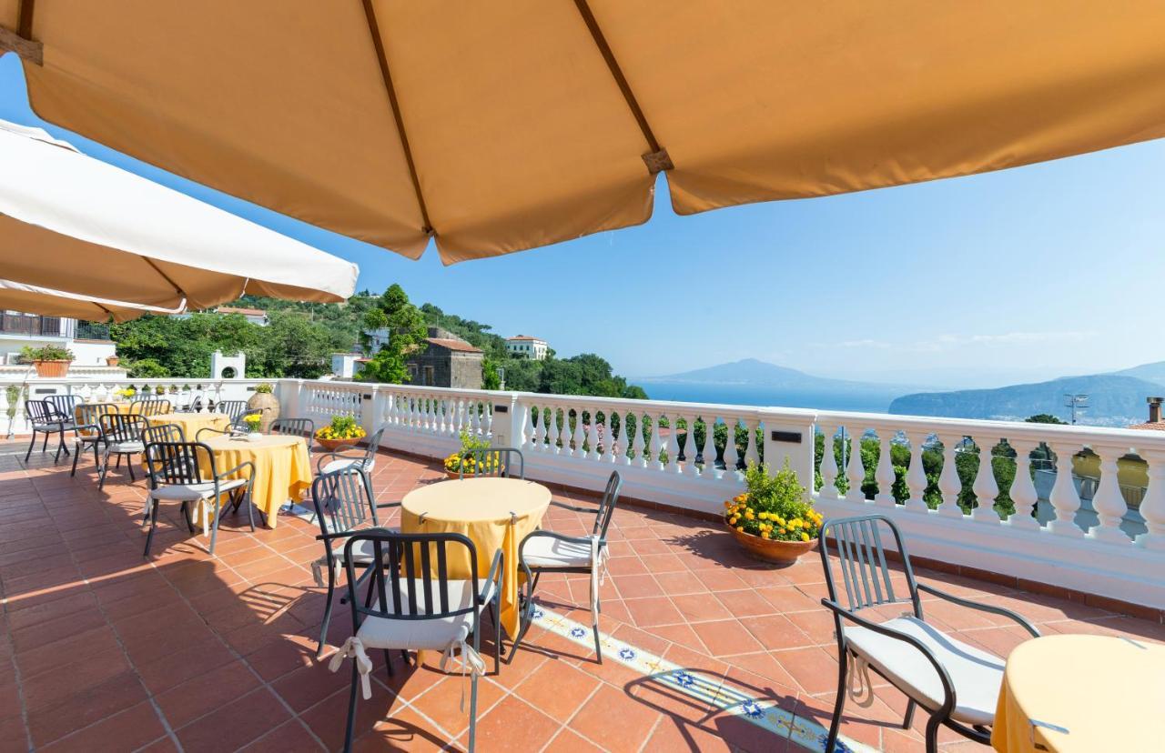 Hotel Jaccarino SantʼAgata sui Due Golfi Esterno foto