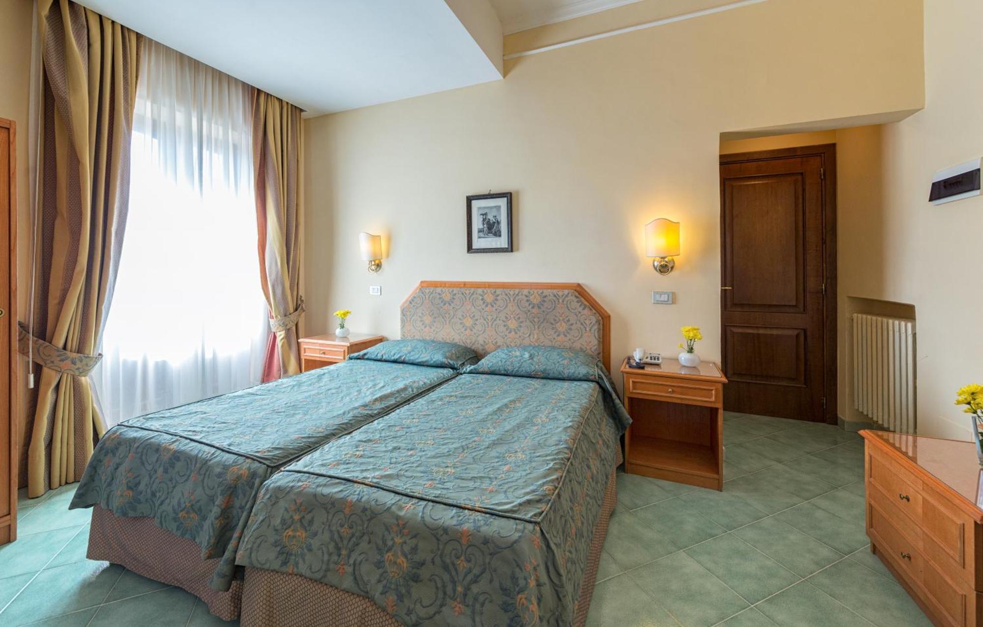 Hotel Jaccarino SantʼAgata sui Due Golfi Esterno foto