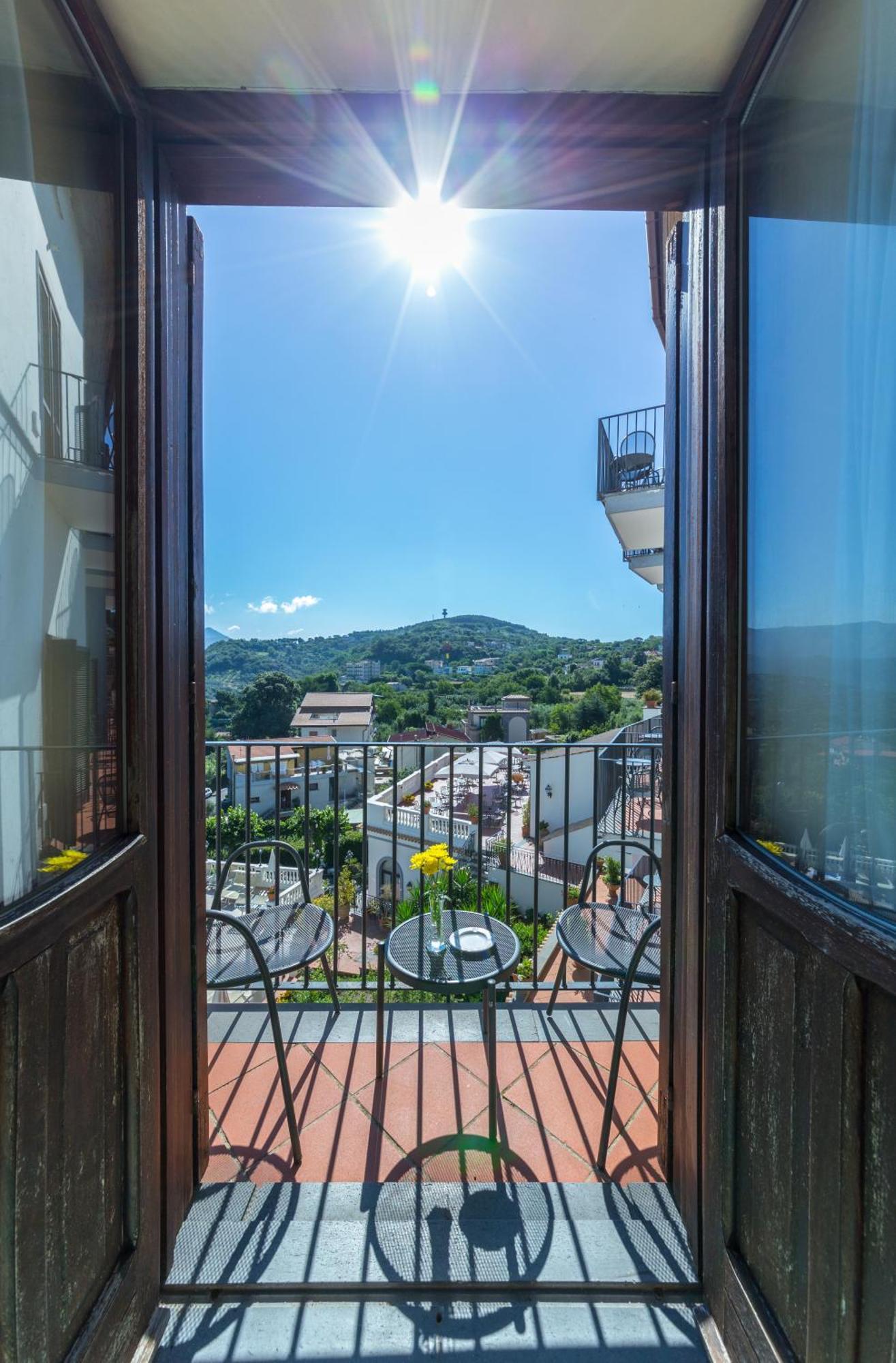 Hotel Jaccarino SantʼAgata sui Due Golfi Esterno foto