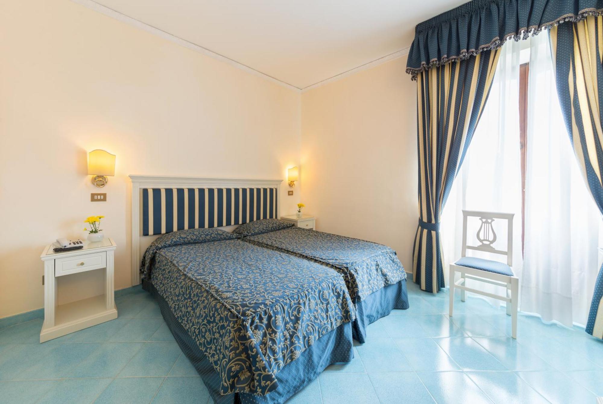 Hotel Jaccarino SantʼAgata sui Due Golfi Esterno foto