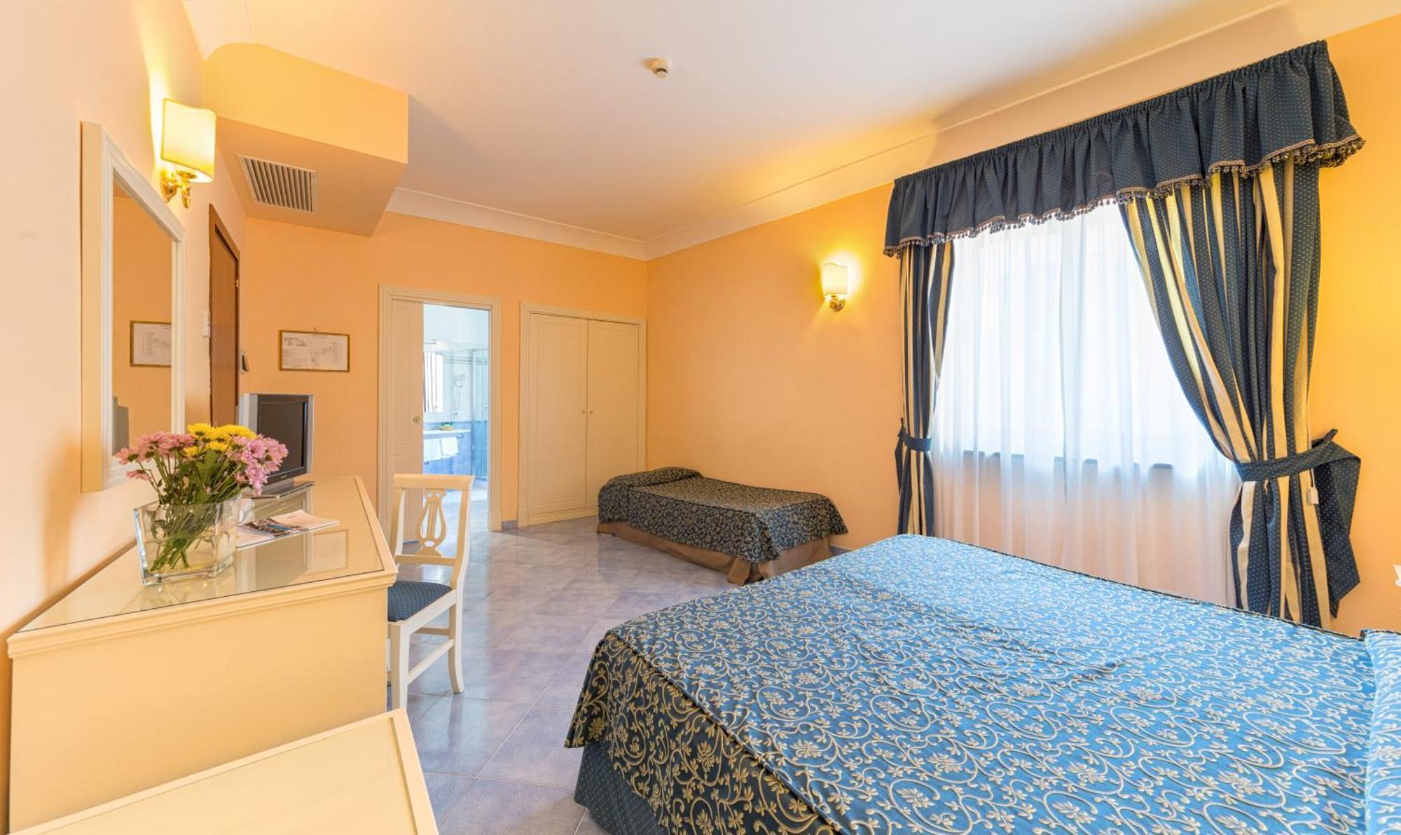 Hotel Jaccarino SantʼAgata sui Due Golfi Esterno foto