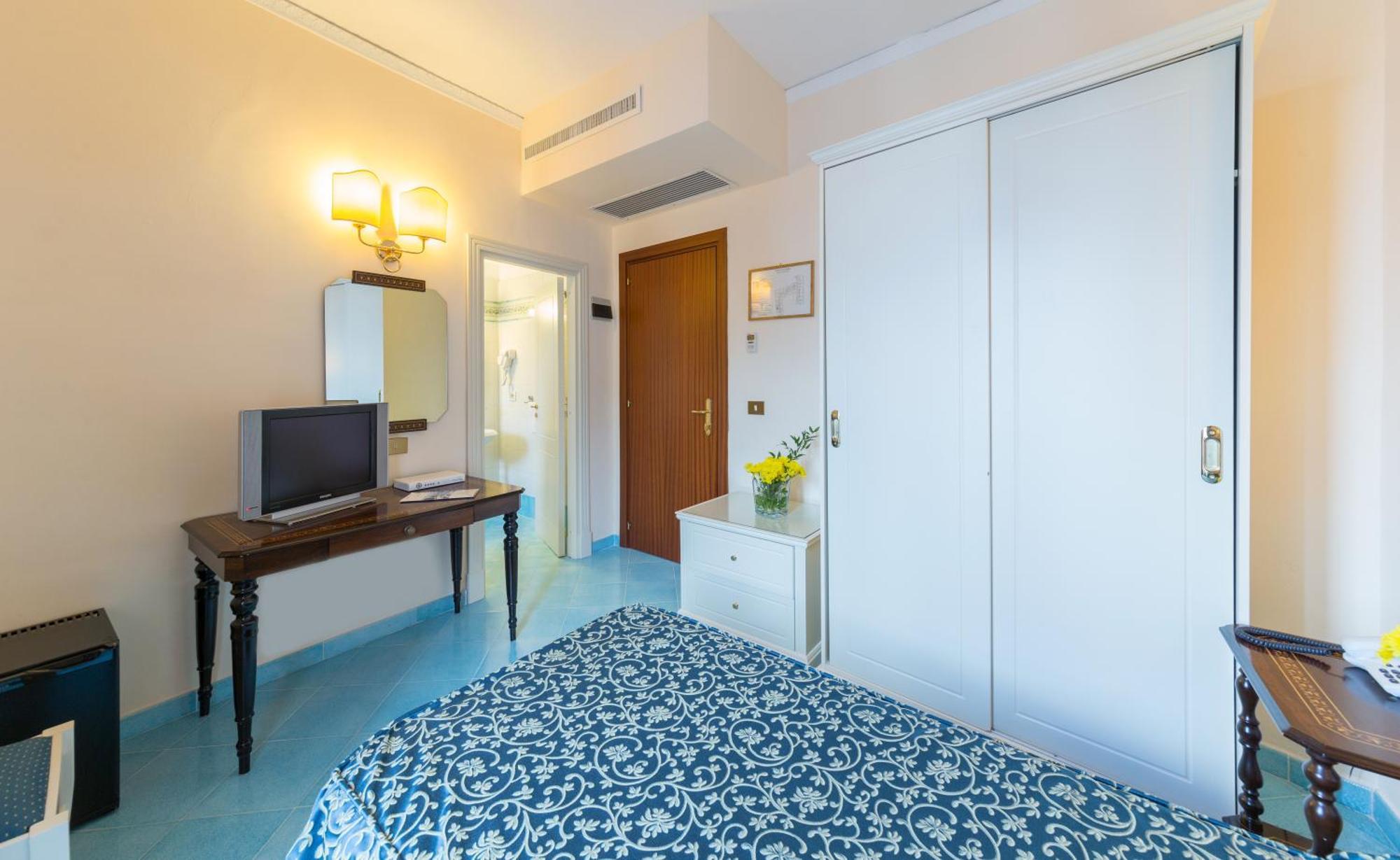 Hotel Jaccarino SantʼAgata sui Due Golfi Esterno foto