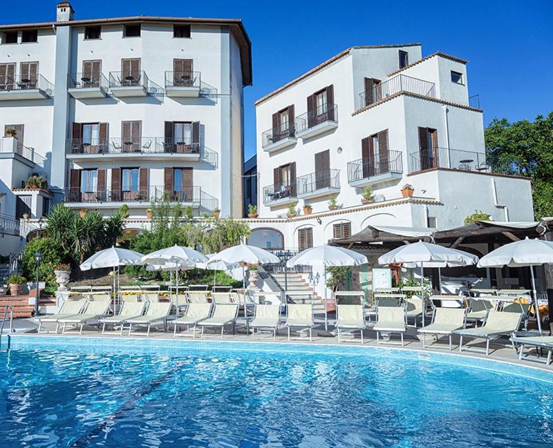 Hotel Jaccarino SantʼAgata sui Due Golfi Esterno foto
