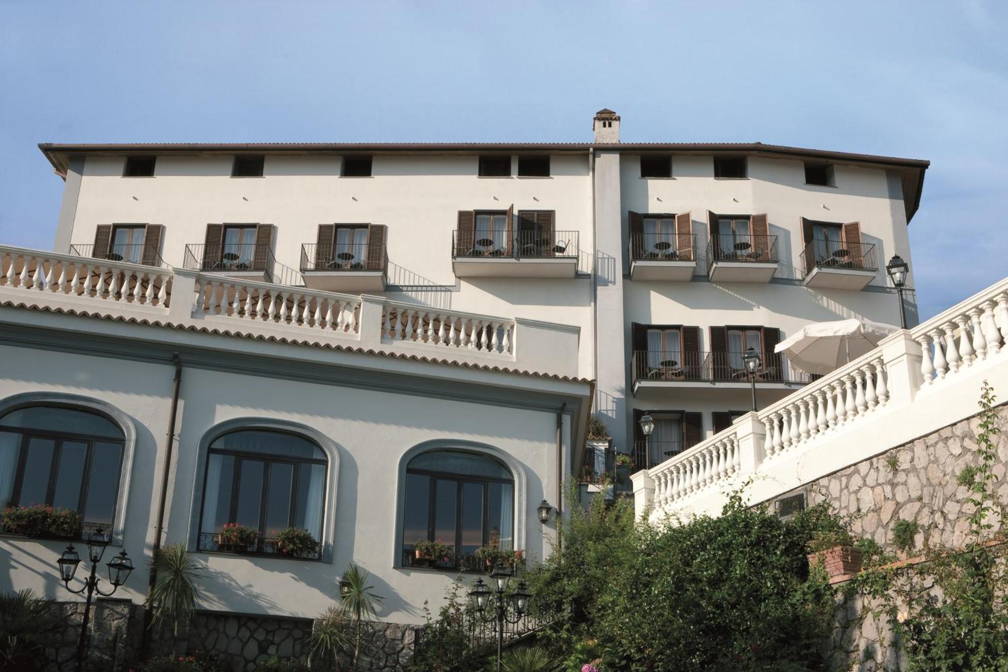 Hotel Jaccarino SantʼAgata sui Due Golfi Esterno foto