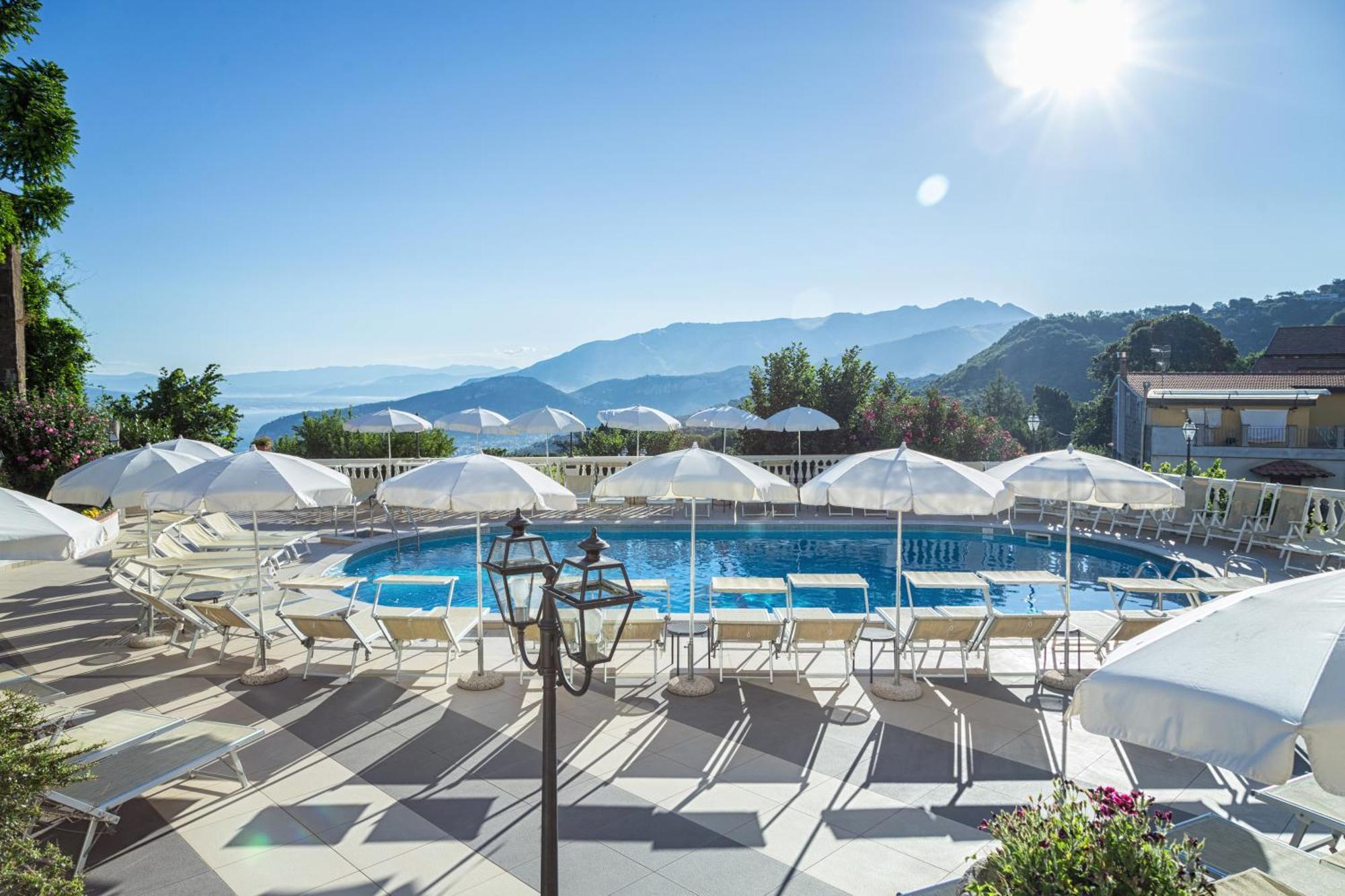 Hotel Jaccarino SantʼAgata sui Due Golfi Esterno foto