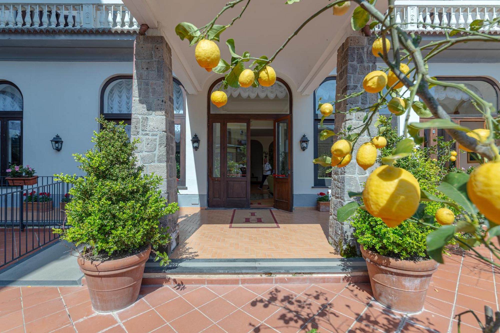 Hotel Jaccarino SantʼAgata sui Due Golfi Esterno foto