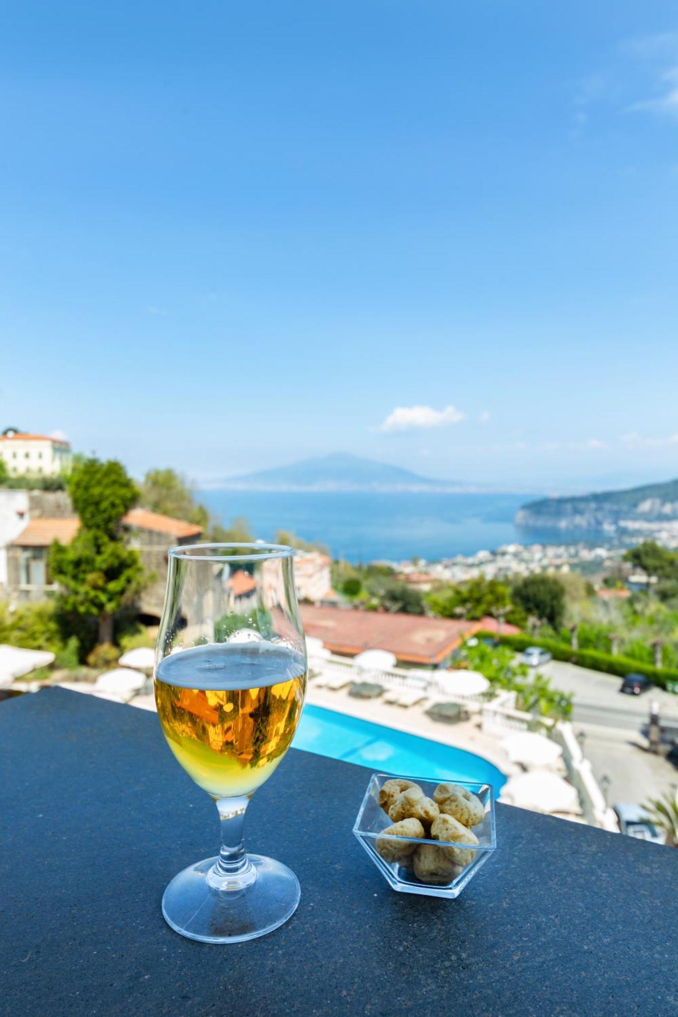 Hotel Jaccarino SantʼAgata sui Due Golfi Esterno foto