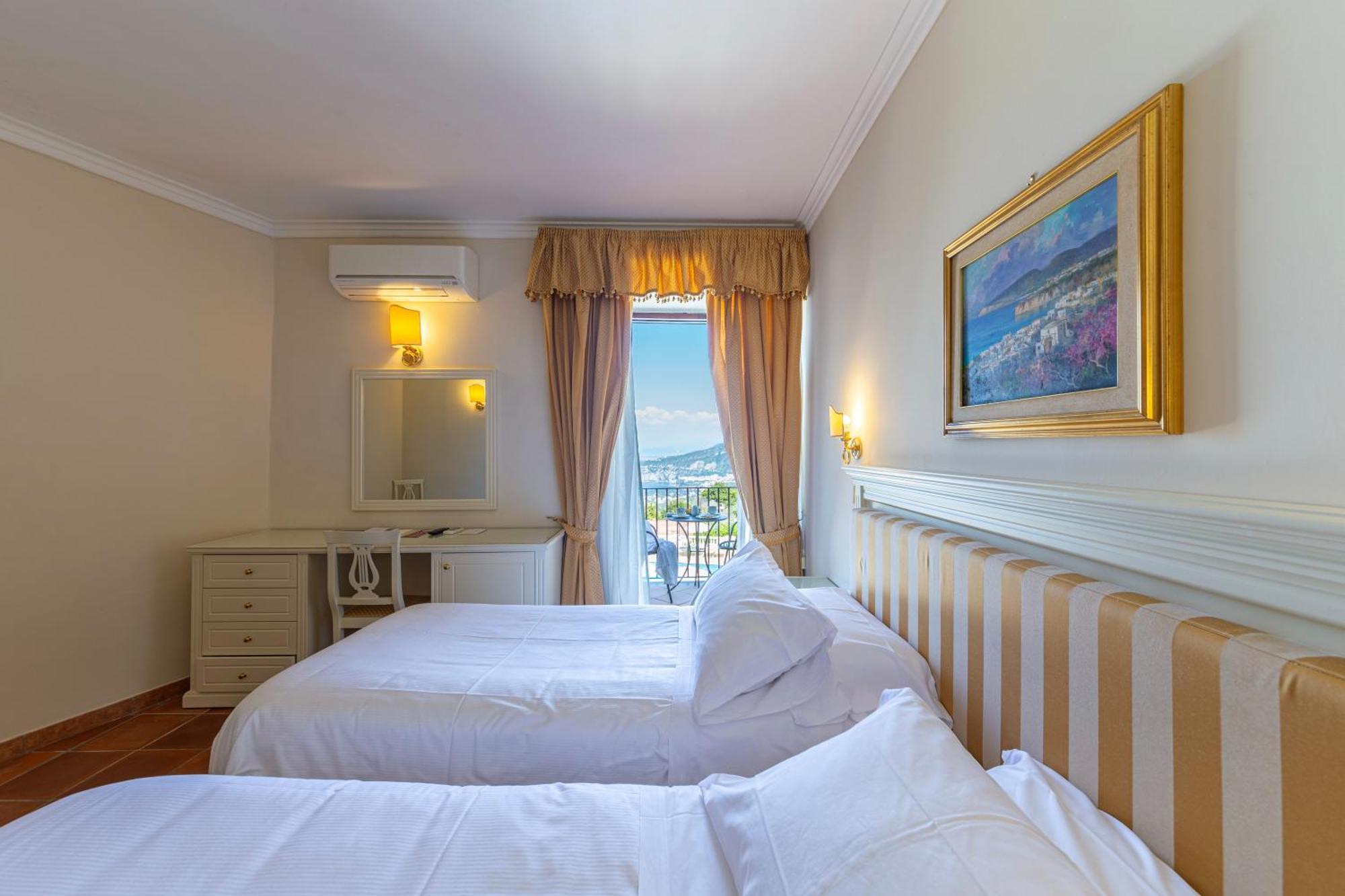 Hotel Jaccarino SantʼAgata sui Due Golfi Esterno foto