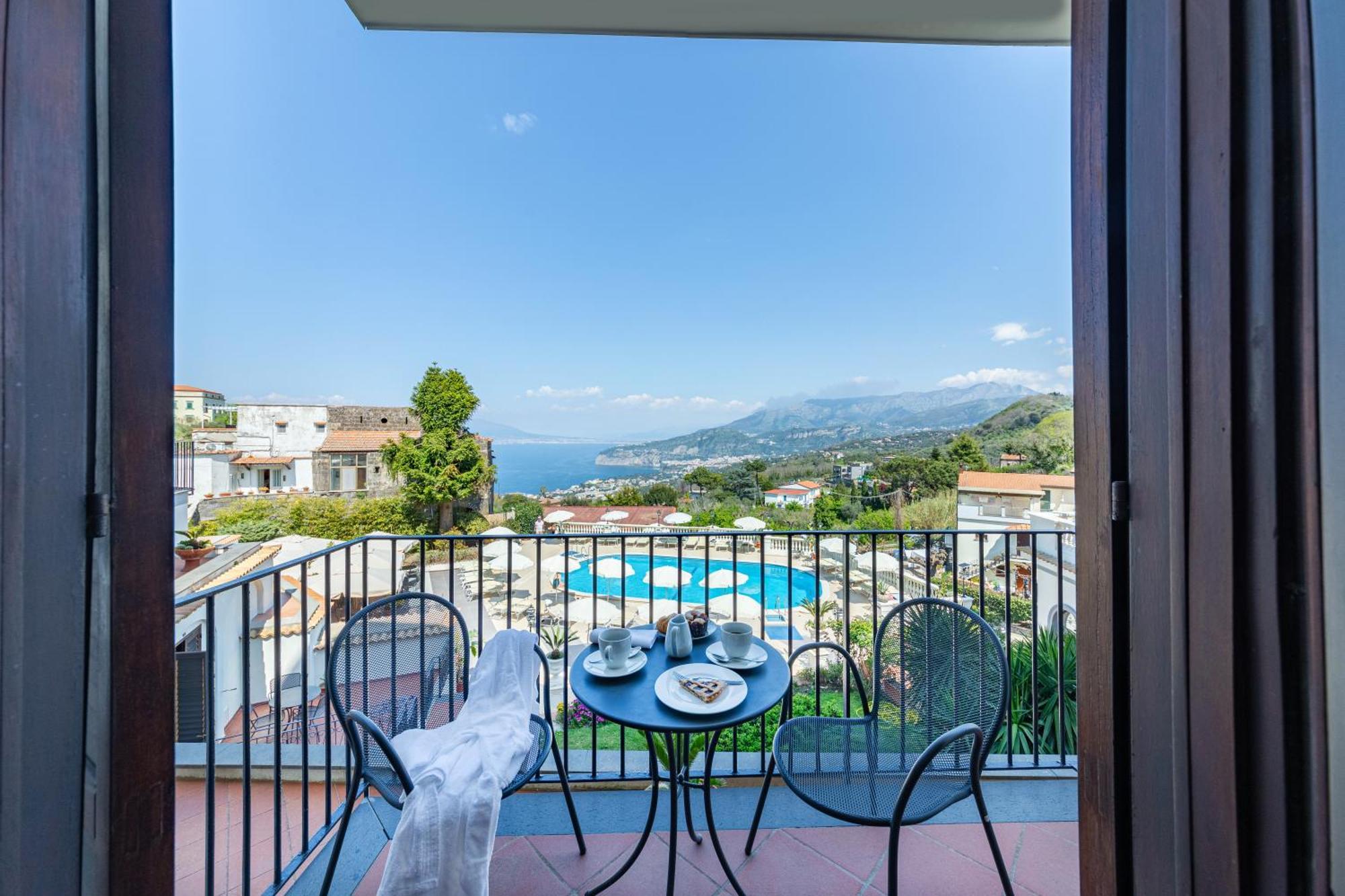 Hotel Jaccarino SantʼAgata sui Due Golfi Esterno foto